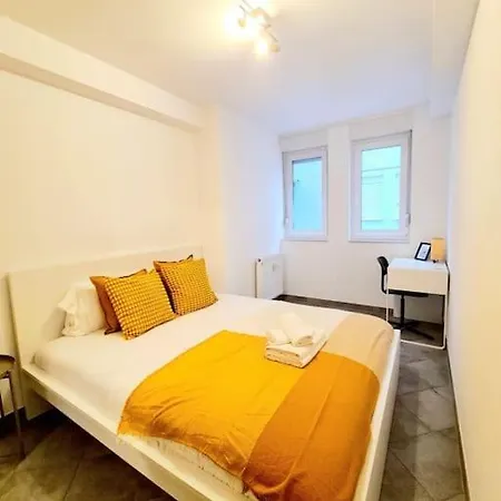 Apartment New One Bedroom Flat With Balcony&garden-cent1 *